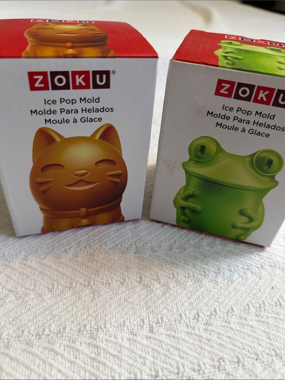 Zoku Frog & Cat Ice Pop Mold Set in Green and Gold
